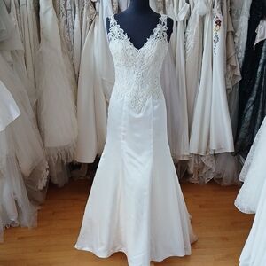 Fit & Flare Wedding Dress
